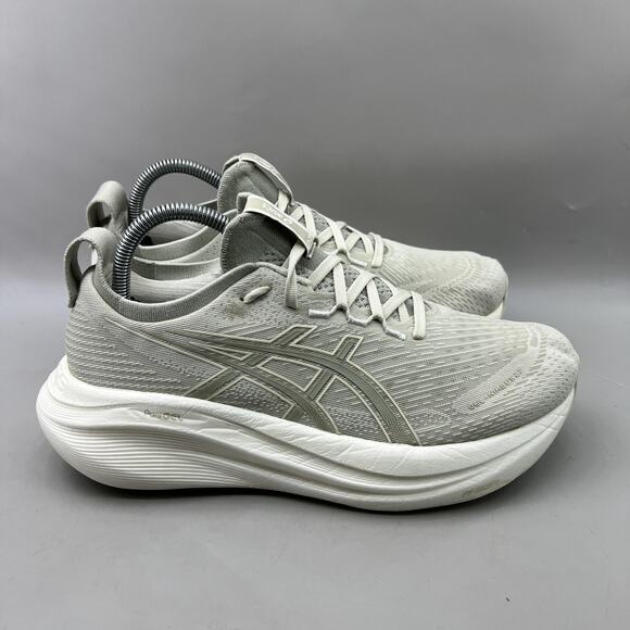 ASICS Gel-Nimbus 27 Running Shoes Women Size 9.5 Green Gray Comfort Low Sneakers - Picture 1 of 8